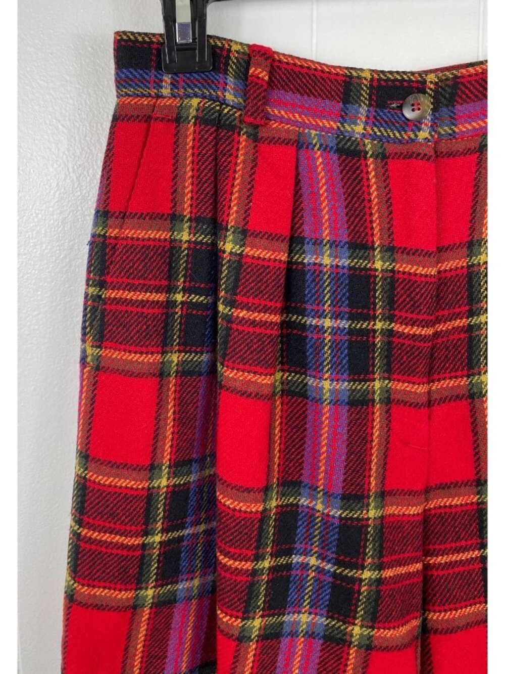 Susan Bristol Red Plaid Wool Blend Pleated Shorts Womens Size 6 Vintage - Picture 4 of 8
